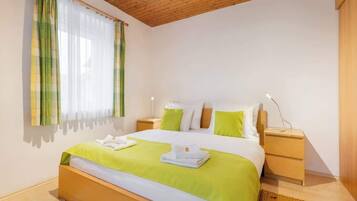 1 Schlafzimmer, Bügeleisen/Bügelbrett, Reisekinderbett, WLAN