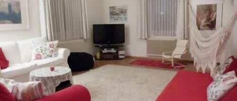 Televisión, oficina