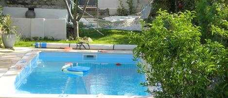 Piscine extérieure, piscine chauffée