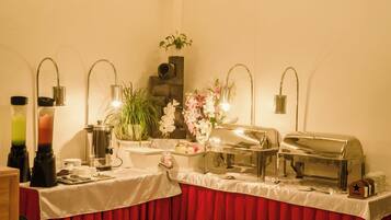 Free daily local cuisine breakfast