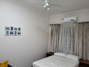 Maison | 2 chambres, fer et planche Ă repasser, Wi-Fi gratuit, draps fournis