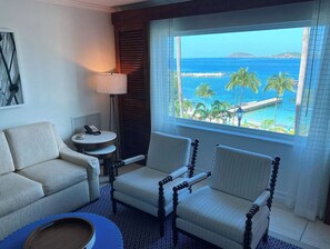 Living area - FULL RESORT ACCESS! Marriott Two Bedroom Suites with full kitchen (St Thomas)