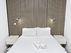 1 chambre, fer et planche à repasser, lit parapluie, Wi-Fi gratuit