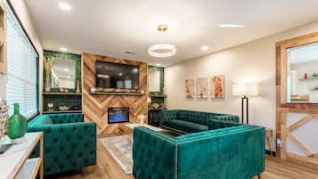 Smart TV, fireplace, video games, books