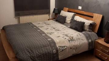 5 camere, Wi-Fi gratuito, lenzuola