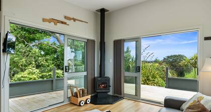 The Fritz - New Plymouth Holiday Home