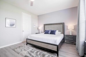 3 bedrooms, desk, iron/ironing board, travel cot