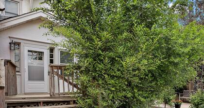 Cozy Historical Home-Trendy Lakes Area- 3 Bedroom 1 & 1/2 Bath