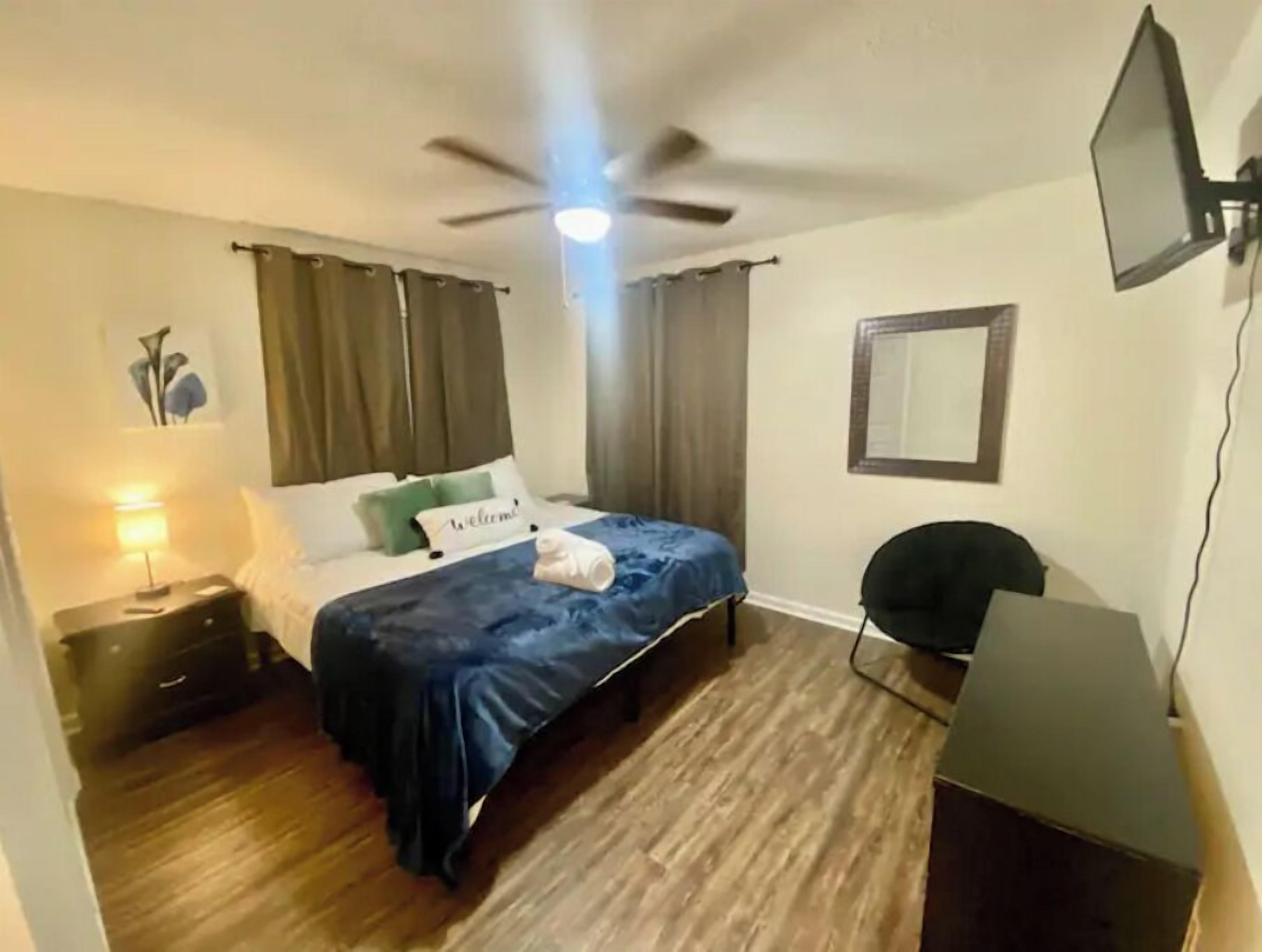 2 quartos, Wi-Fi de cortesia, roupa de cama