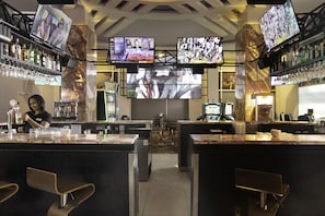 Bar (in der Unterkunft)