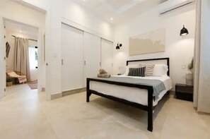 2 quartos, cofres nos quartos, escrivaninha, Wi-Fi de cortesia