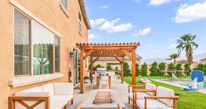 NEW 9 bd home w/Pergola|Large Gameroom|Huge Pool