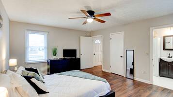 3 habitaciones, escritorio, wifi y ropa de cama