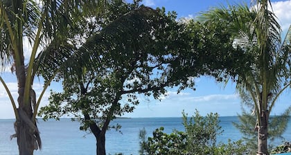 Fall Discount! Luxury Waterfront 6BR home, infinity pool, boat dock, kayak