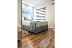 1 dormitorio, tabla de planchar con plancha, wifi gratis y ropa de cama