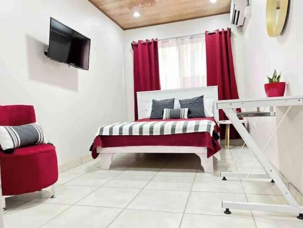 1 bedroom, WiFi, bed sheets