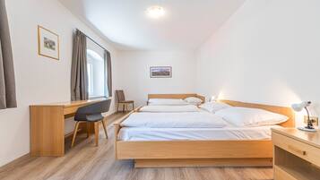 3 dormitorios, wifi gratis, ropa de cama