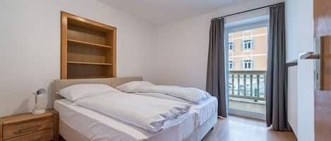 3 habitaciones, wifi gratis y ropa de cama