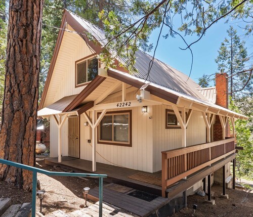 Cavu Cabin - A Classic Mountainside Escape