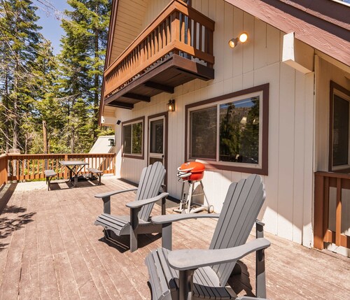 Cavu Cabin - A Classic Mountainside Escape