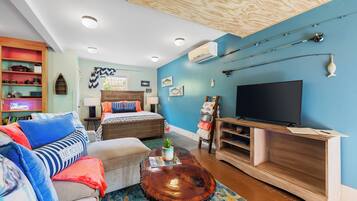 1 dormitorio, tabla de planchar con plancha, wifi gratis y ropa de cama