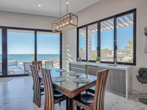 Dining - Luxury Oceanfront Home with Pool & Hot Tub - located on Sandy Beach (Puerto Pe ñasco)