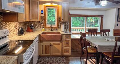 Freshly done, Quiet & very comfortable house in the heart of the White Mountains
