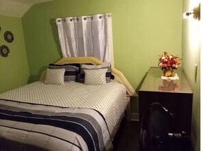 3 bedrooms, WiFi, bed sheets