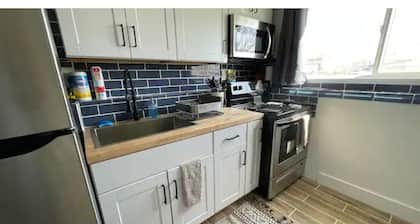 The Boho Suite- 8min SLC Airport 5 min to Downtown