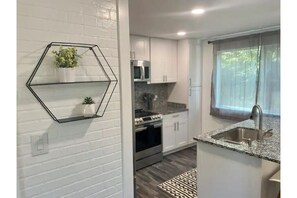 Private kitchen - Prim-rose Haven+Downtwn- Close to Airport 4 Kings. (Salt Lake City)