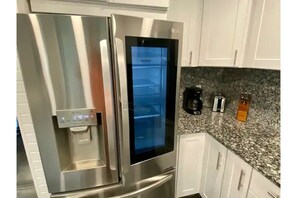 Interior - Prim-rose Haven+Downtwn- Close to Airport 4 Kings. (Salt Lake City)