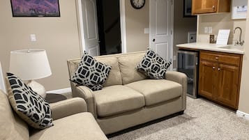 Smart TV, fireplace, offices