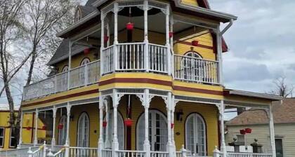 Stay on the sunny side of Downtown Louisville!