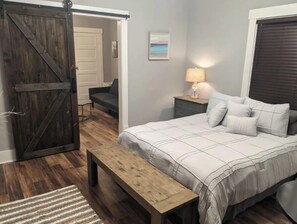 1 habitación, escritorio, tabla de planchar con plancha y wifi gratis