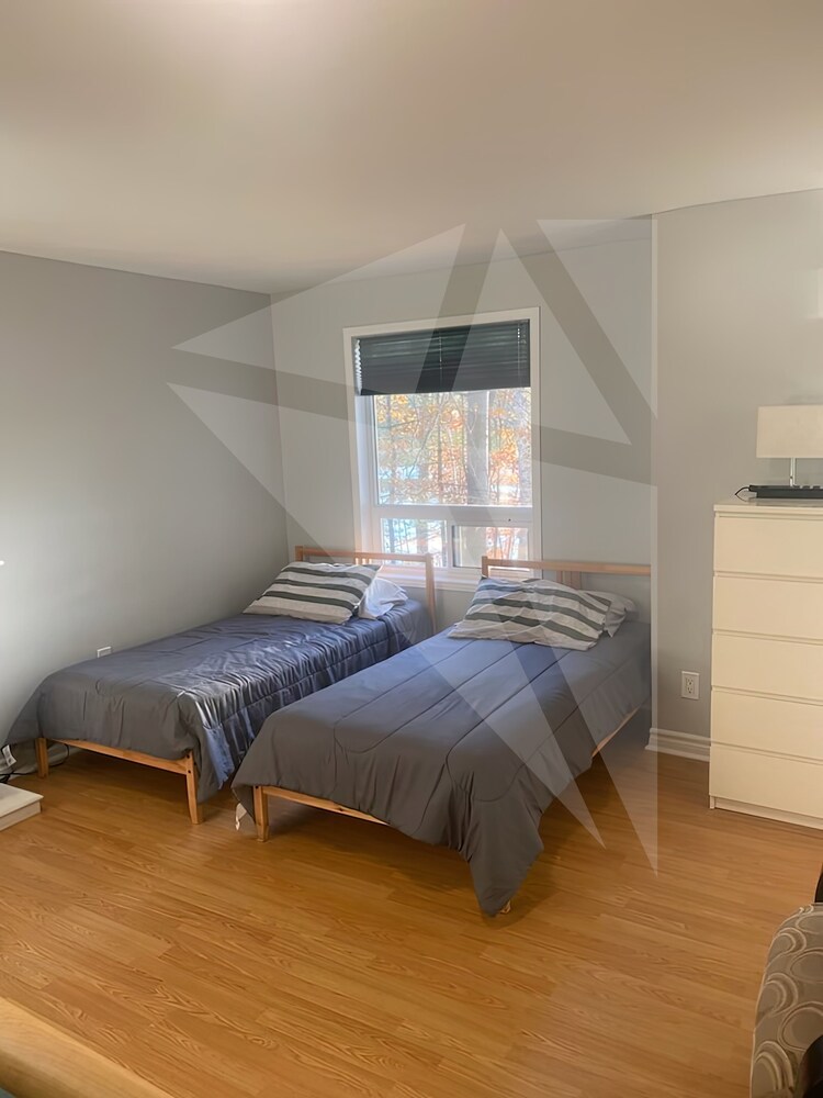 Waterfront Lakehouse Retreat on NipissingWest Arm St. Charles Vrbo