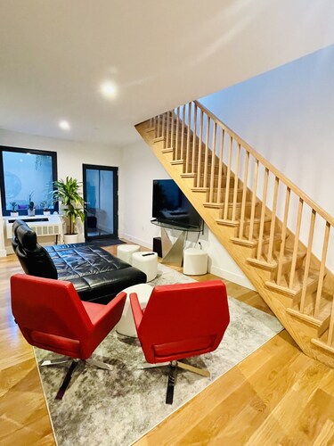 Luxury Duplex 2bd/1.5ba with Washer & Dryer