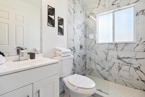Great Community, amazing private pool, near Disney!