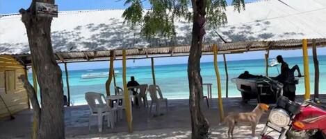 Beach nearby, sun-loungers, beach towels