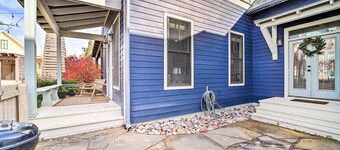 Carlton Landing Home: Walk to Lake & Parks!