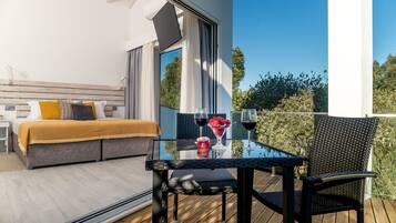 Quarto casal luxo | Berço de viagem, Wi-Fi de cortesia, roupa de cama