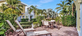 It's A Wonderful Life Vacay Home