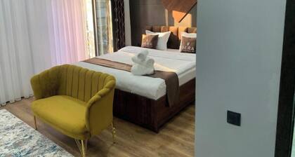 King Suite with Balcony 35