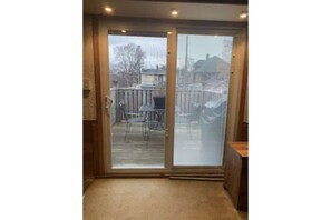 Interior - Comfy 3 bedroom home with backyard (Milwaukee)