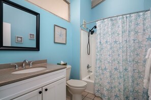 Combined shower/tub, hair dryer, towels - Corner View at Cedar Cove! Gulf View Downtown! (Cedar Key)