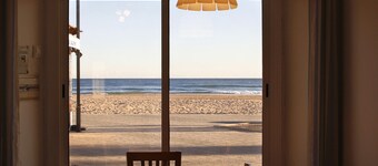 Renovated Seaside Apartment in Torredembarra