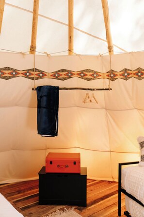 1 habitación y ropa de cama