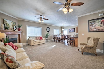 Rexburg Vacation Rental | 7BR | 3BA | 4,344 Sq Ft | 3 Steps to Access