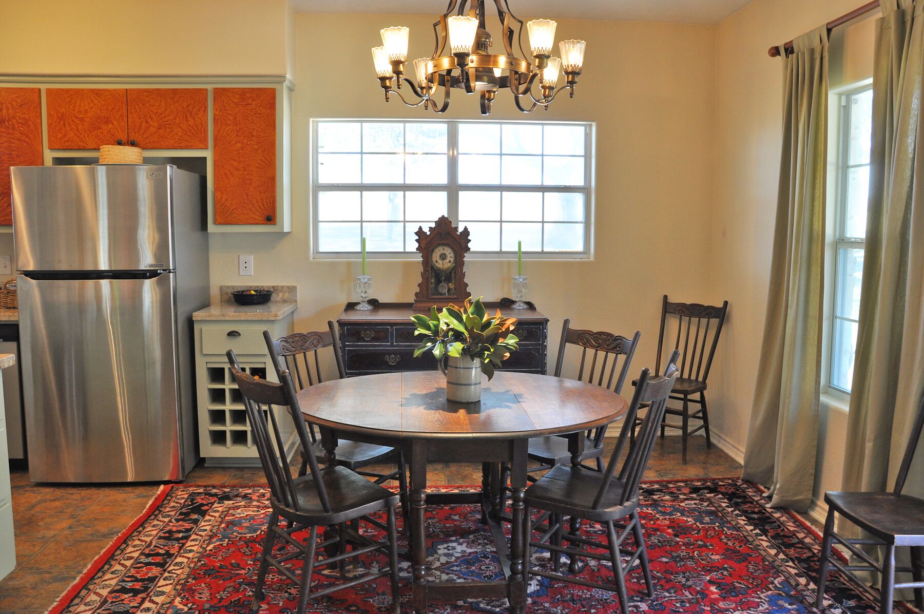 Deluxe Cottage | In-room dining
