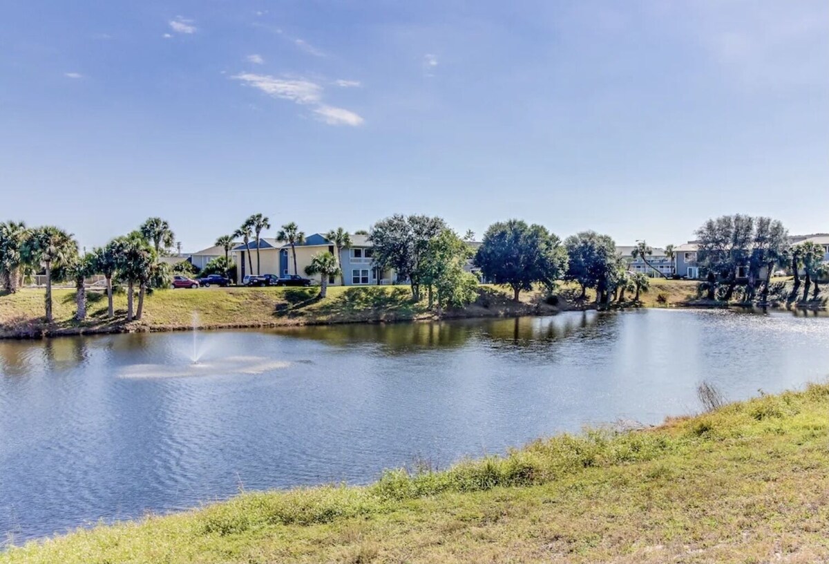 Photo 31 of Modern Condo Lake 1+bed 2 bath 
 Bonus Bunk Rm 3 Pools 1 heated Heart of Destin