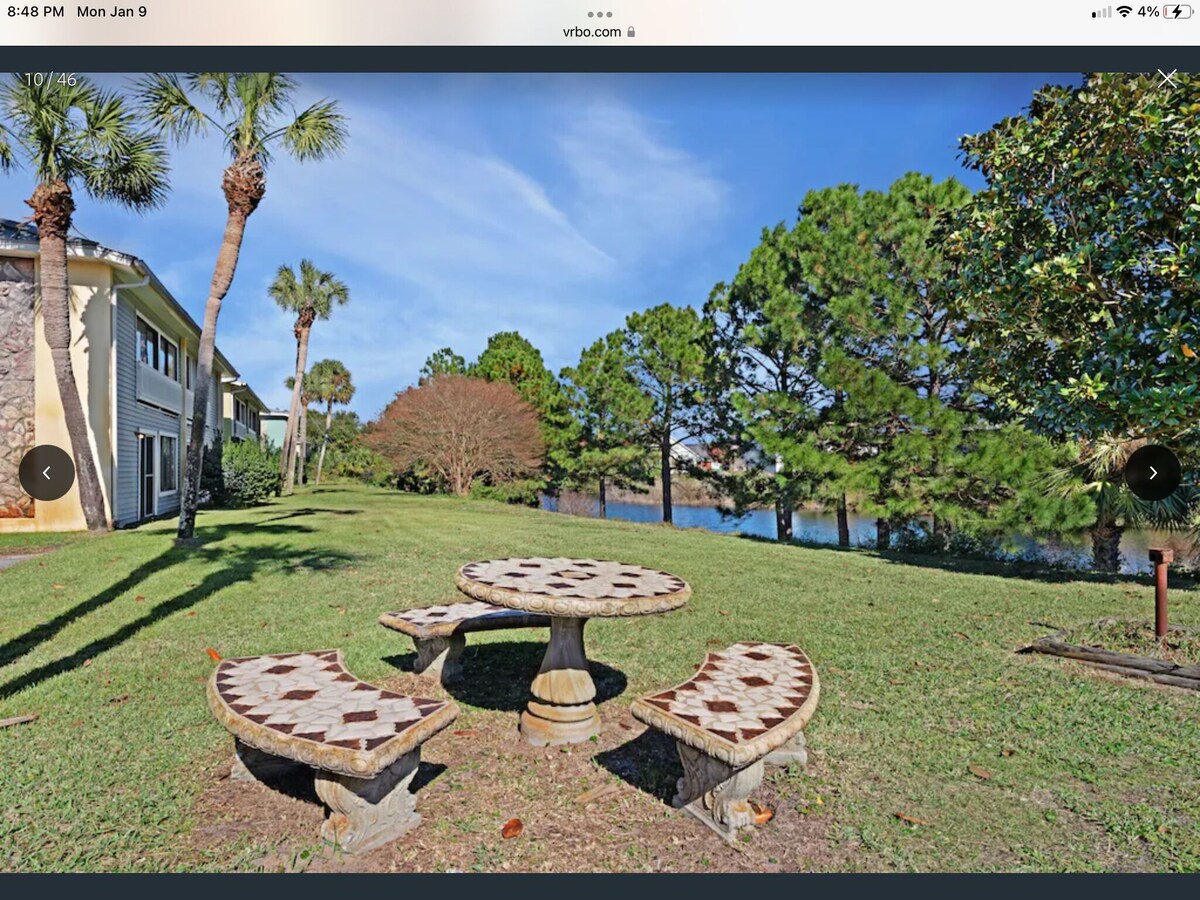 Photo 23 of Modern Condo Lake 1+bed 2 bath 
 Bonus Bunk Rm 3 Pools 1 heated Heart of Destin